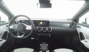 Mercedes-Benz A 200 d Premium AMG Line pieno