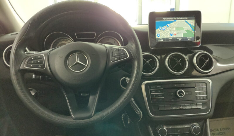 Mercedes-Benz CLA 200 d S.W. Automatic pieno