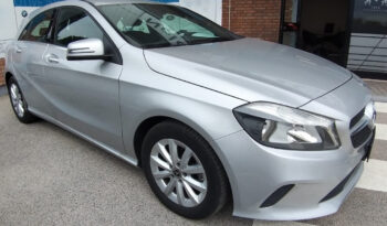 Mercedes-benz A180 d pieno