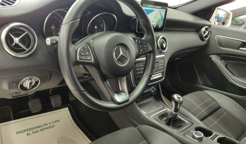 Mercedes-benz A 200 d Sport pieno