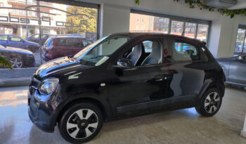 Renault Twingo 1.0 SCe Live pieno