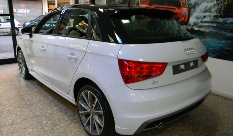 Audi A1 1.6 Tdi S-Line Attraction pieno