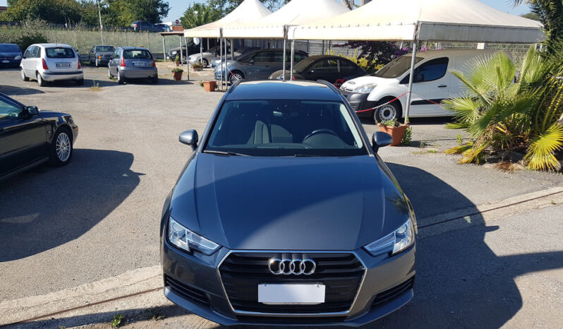 Audi A4 Avant 2.0 TDI S tronic Nuove usate pieno