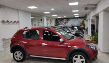 Dacia Sandero Stepway 1.6 pieno