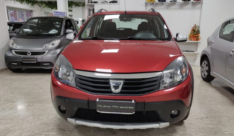 Dacia Sandero Stepway 1.6 pieno