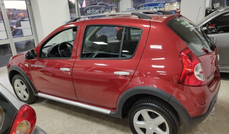 Dacia Sandero Stepway 1.6 pieno