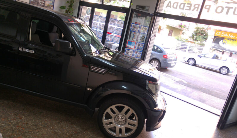 Dodge Nitro pieno