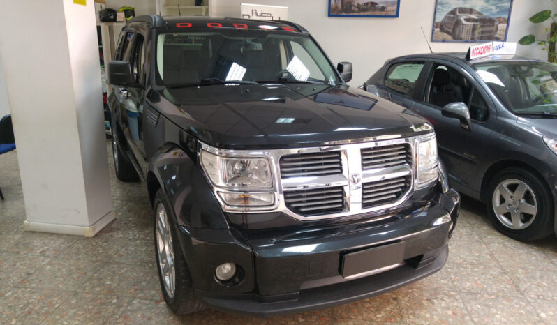 Dodge Nitro pieno