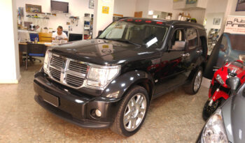 Dodge Nitro pieno