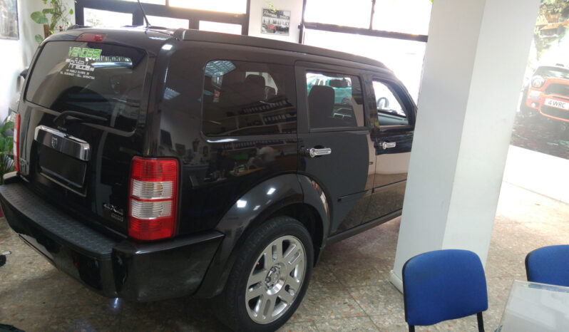 Dodge Nitro pieno