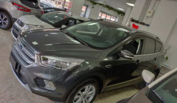 Ford Kuga 1.5 EcoBoost pieno