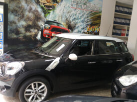 Mini Cooper D Countryman 2.0 Automatica 112Cv