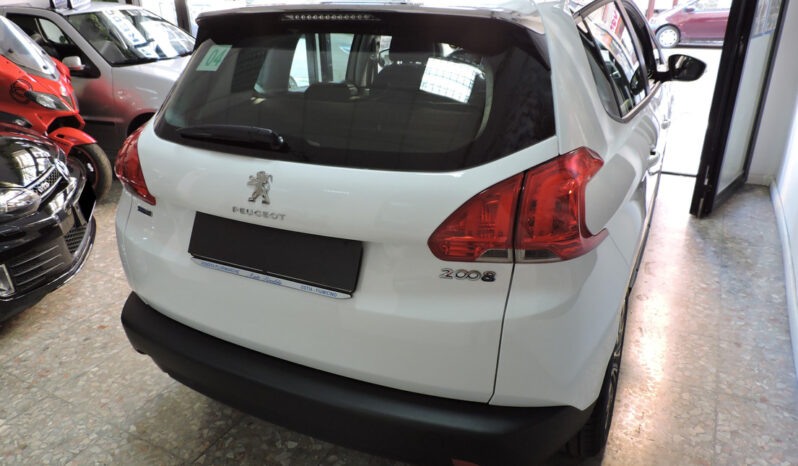 Peugeot 2008 Nuove e Usate Taxi pieno