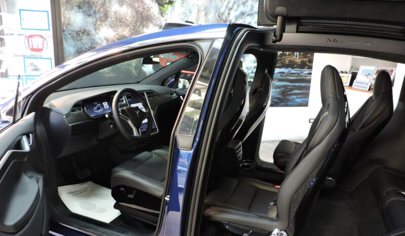 Tesla Model X 90D pieno