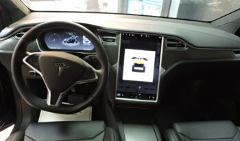 Tesla Model X 90D pieno