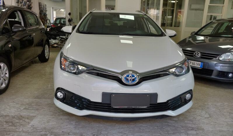 Toyota Auris Touring Sports 1.8 Hybrid pieno