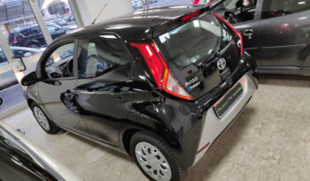 Toyota Aygo Nuove usate km0 aziendali pieno