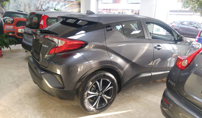 Toyota C-HR 1.8 Hybrid E-CVT pieno