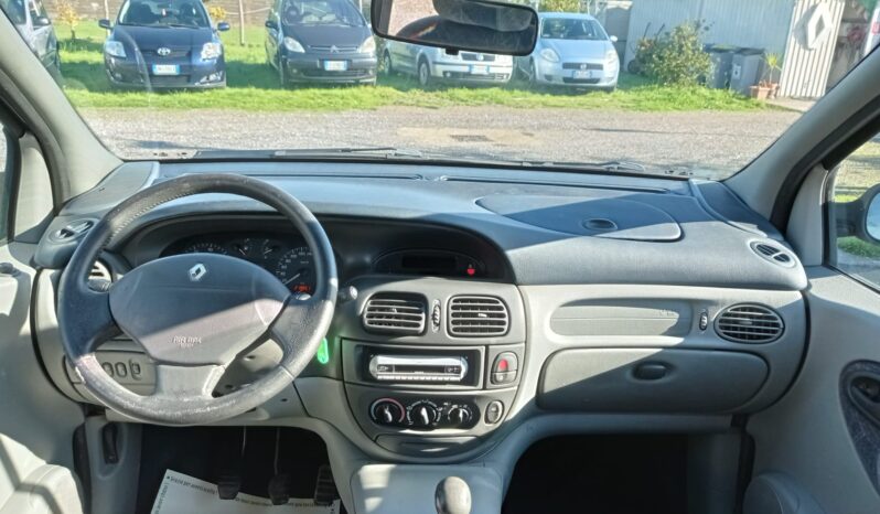 Renault Megane Scenic 1.6 RXT pieno