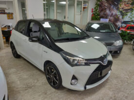 Toyota Yaris 1.5 Hybrid 5 porte Trend “White Edition”