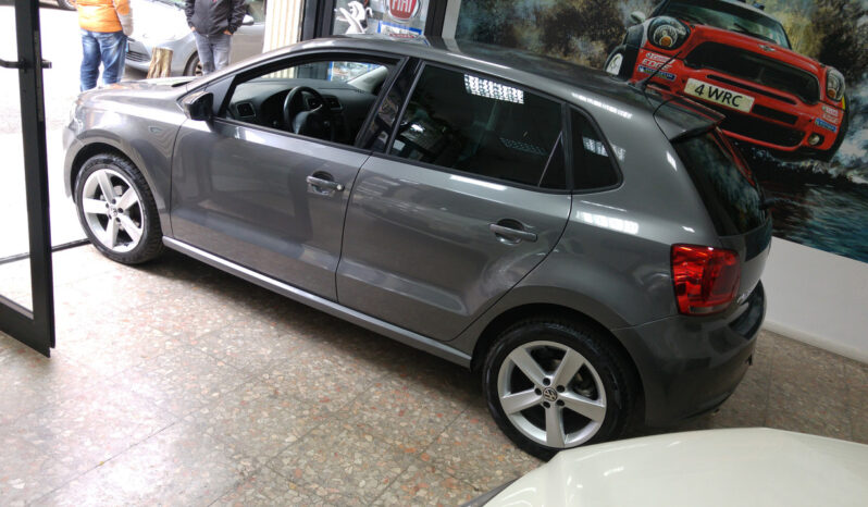 Volkswagen Polo 1.6 TDI DSG 5P Highline pieno