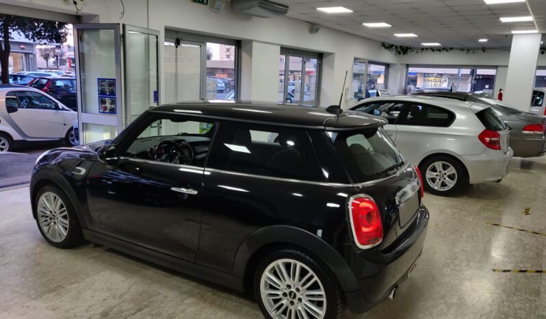 Mini Cooper D 1.5 pieno