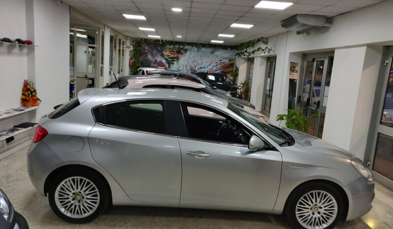 Alfa Romeo Giulietta 1.6 JTDm-2 105 CV Exclusive pieno