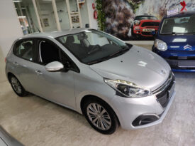 Peugeot 208 5 Porte