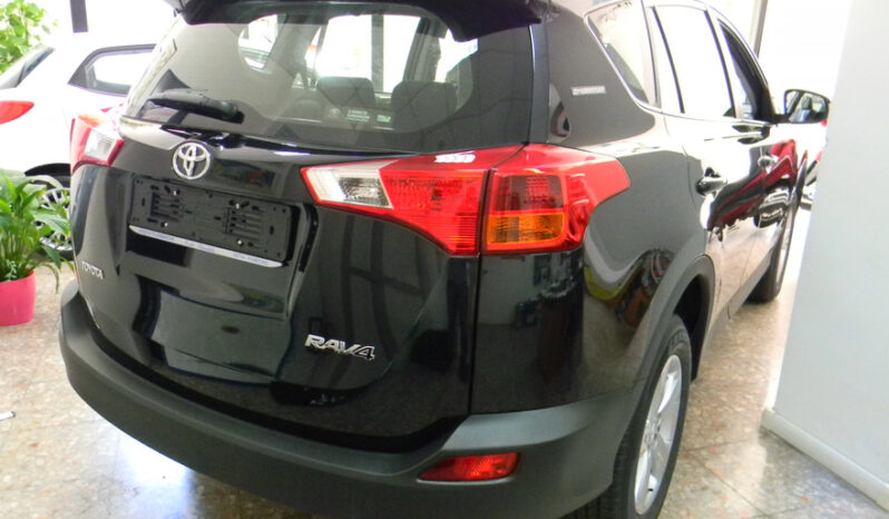 Toyota Rav 4 2.0 D-4D 2WD Active pieno