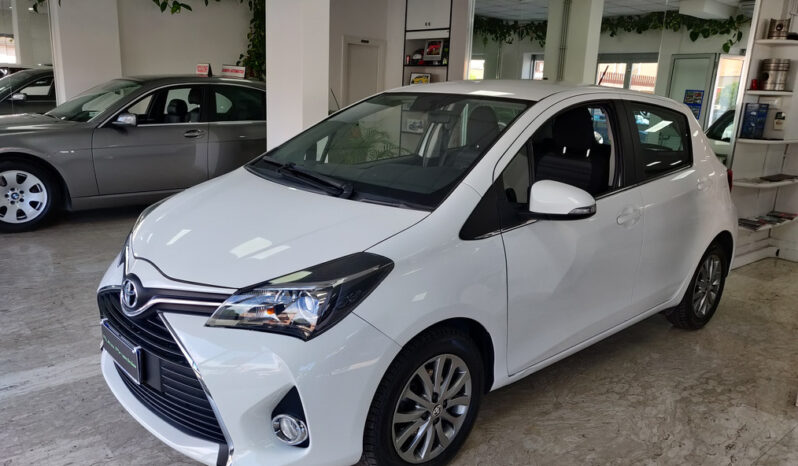 Toyota Yaris Vari Colori pieno