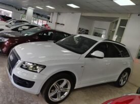 Audi Q5 2.0 TDI Quattro S tronic S-LINE