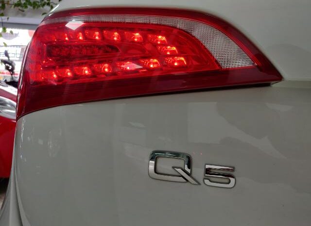 Audi Q5 2.0 TDI Quattro S tronic S-LINE pieno