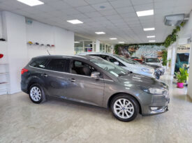 Ford Focus 1.6 GPL SW Titanium