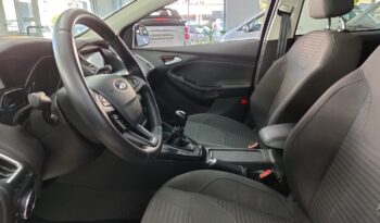 Ford Focus 1.6 GPL SW Titanium pieno