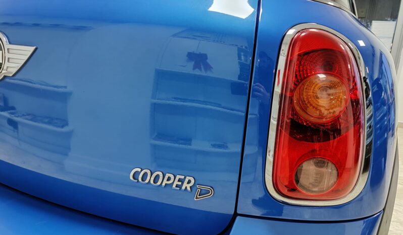 Mini Cooper D Countryman 1.6 ALL4 pieno
