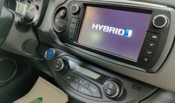 Toyota Yaris 1.5 Hybrid pieno