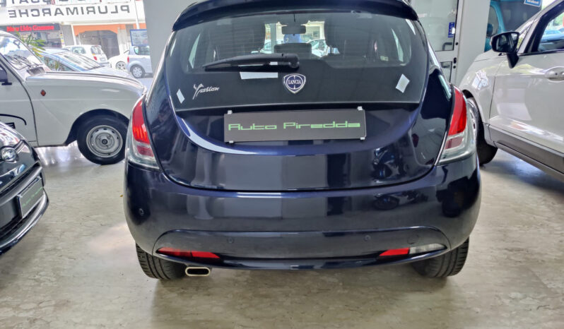 Lancia Ypsilon 1.2 69 CV 5 porte GPL Ecochic Gold pieno