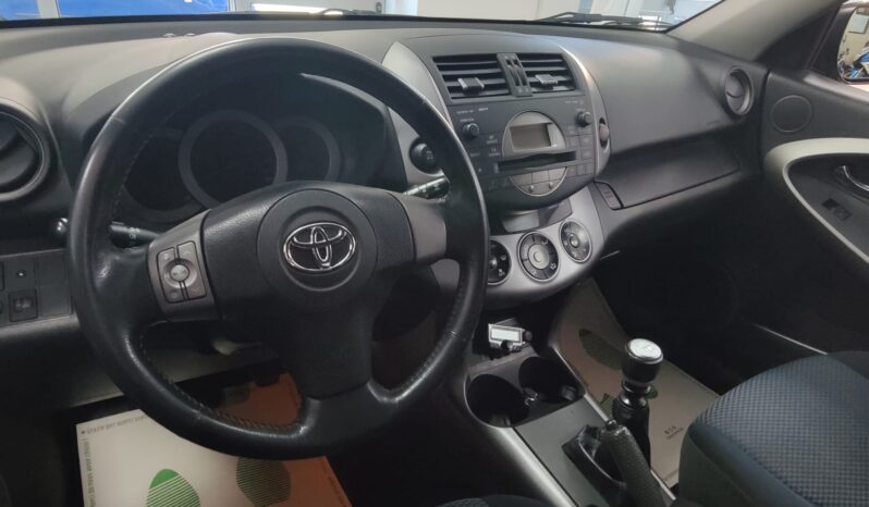 Toyota RAV4 2.2 D-4D 136 CV pieno