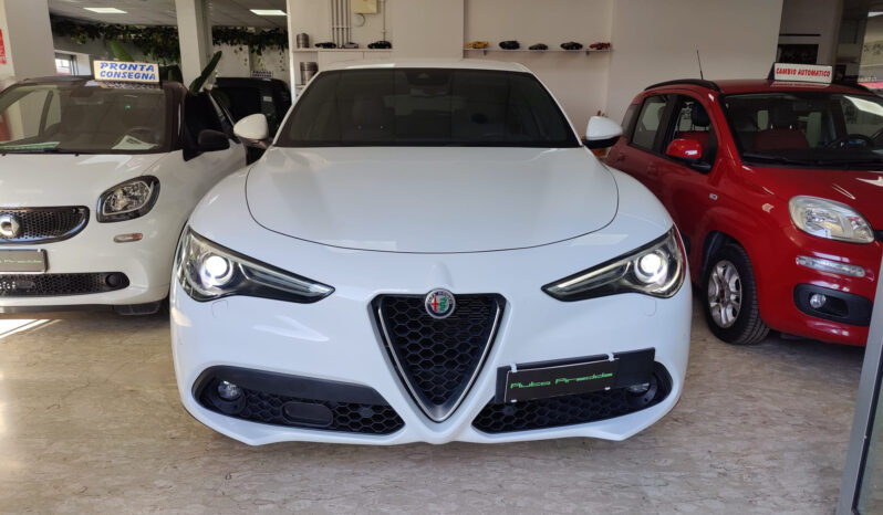Alfa Romeo Stelvio 2.2 Turbodiesel 190 CV AT8 Q4 pieno