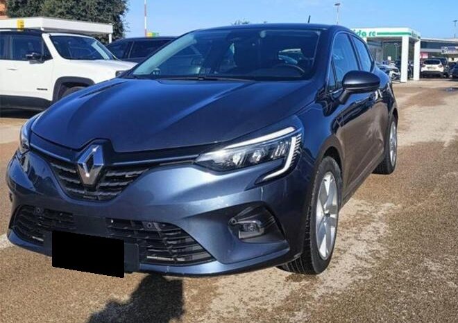 Renault Clio Hybrid E-Tech 140 CV 5 porte pieno