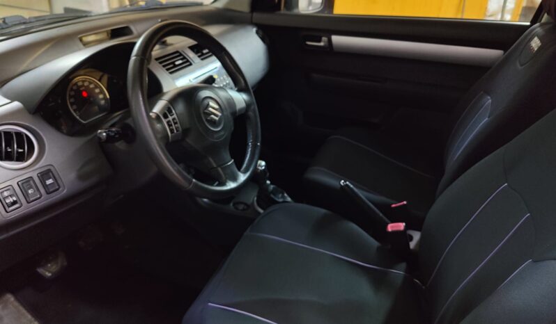 Suzuki Swift 1.3 DDiS 3p. pieno