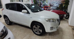 Toyota RAV 4 Crossover 2.2 D-Cat A/T