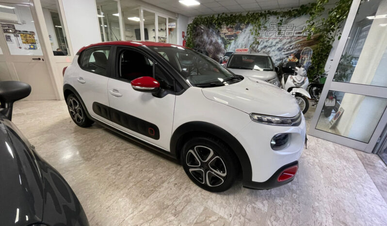Citroen C3 1.2 PureTech Shine pieno