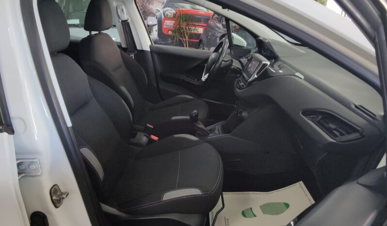 Peugeot 208 1.2 5 Porte Euro 6 pieno