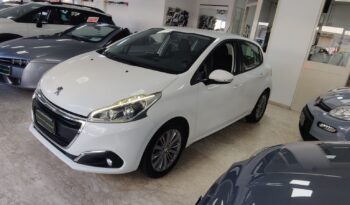 Peugeot 208 1.2 5 Porte Euro 6 pieno