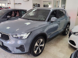 Volvo XC40 B3 Automatico