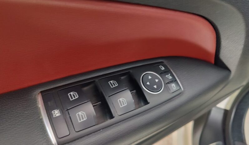 Mercedes-benz E 220 CDI BlueEFFICIENCY pieno