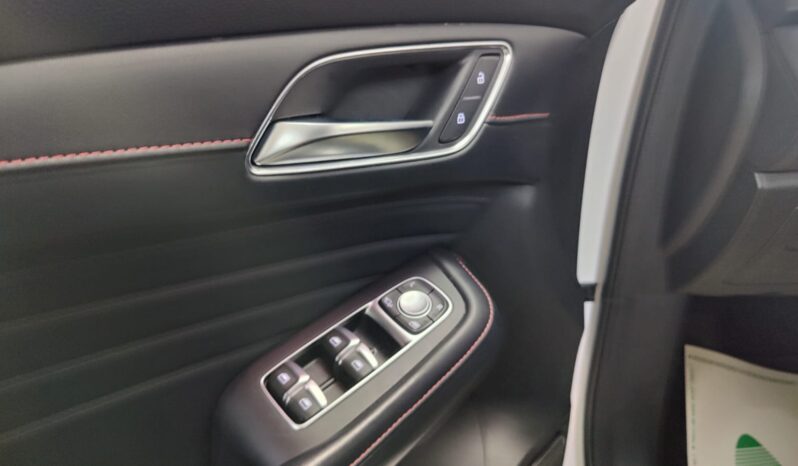 MG ZS 1.5 VTi-tech Luxury pieno
