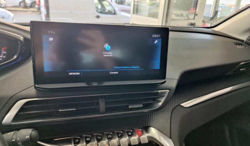 Peugeot 3008 1.5 BlueHDi 130 EAT8 pieno