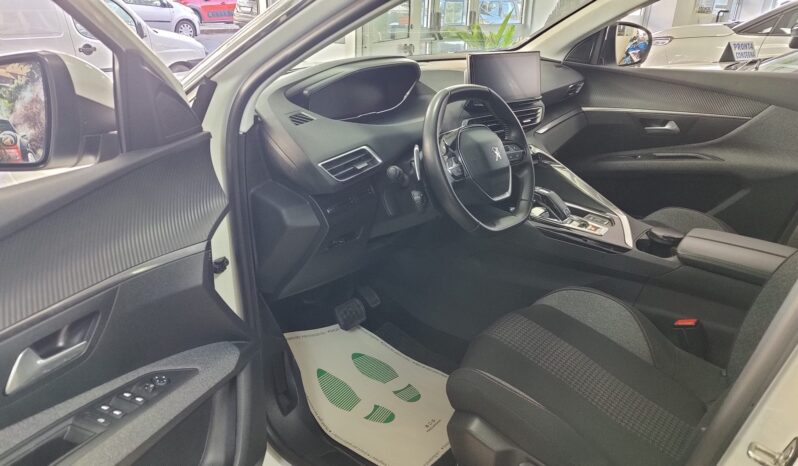 Peugeot 3008 1.5 BlueHDi 130 EAT8 pieno